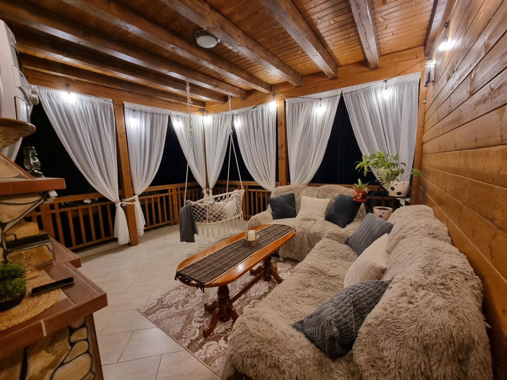 Villa Hills - Къща За Гости С Храна Orlino Exterior photo